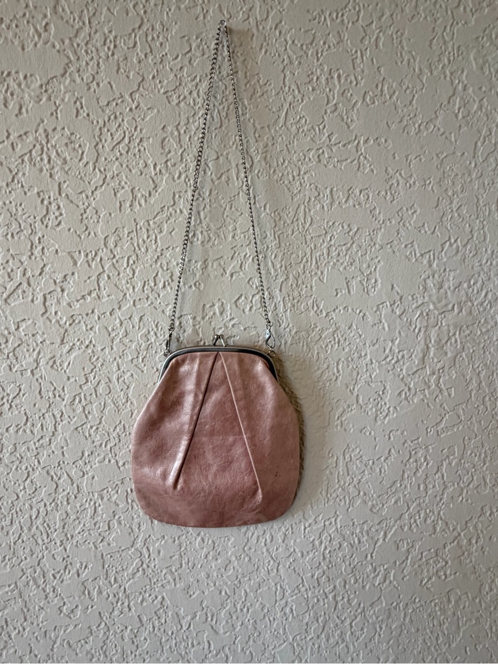 HOBO Rose Pink Metallic Leather Chain-Handle Clutch Kiss Lock - Picture 2 of 9